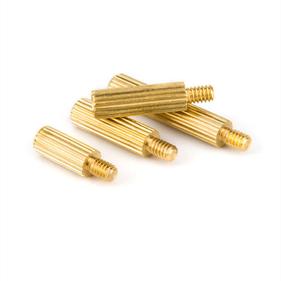 মেট্রিক থ্রেড অভ্যন্তরীণ বহিরাগত knurled স্ট্যান্ডঅফ কাস্টমাইজড সঙ্গে পুরুষ ব্রাস স্পেসার studs