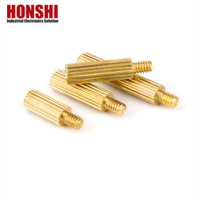 মেট্রিক থ্রেড অভ্যন্তরীণ বহিরাগত knurled স্ট্যান্ডঅফ কাস্টমাইজড সঙ্গে পুরুষ ব্রাস স্পেসার studs